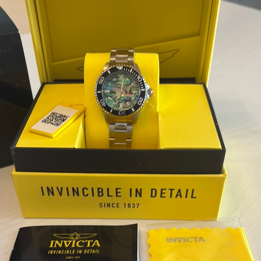 Invicta abalone dial Pro Driver watch